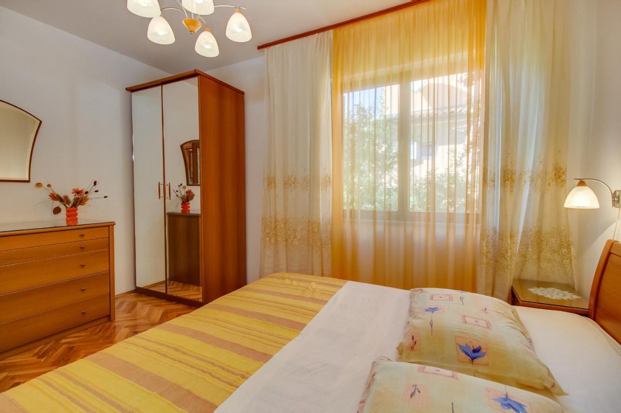 Apartman Mirjana 1 Mali Lošinj Kültér fotó