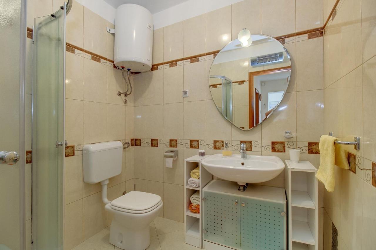 Apartman Mirjana 1 Mali Lošinj Kültér fotó